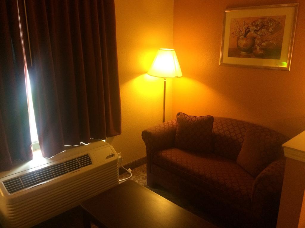 Luxury Suites Ferry Pass Værelse billede